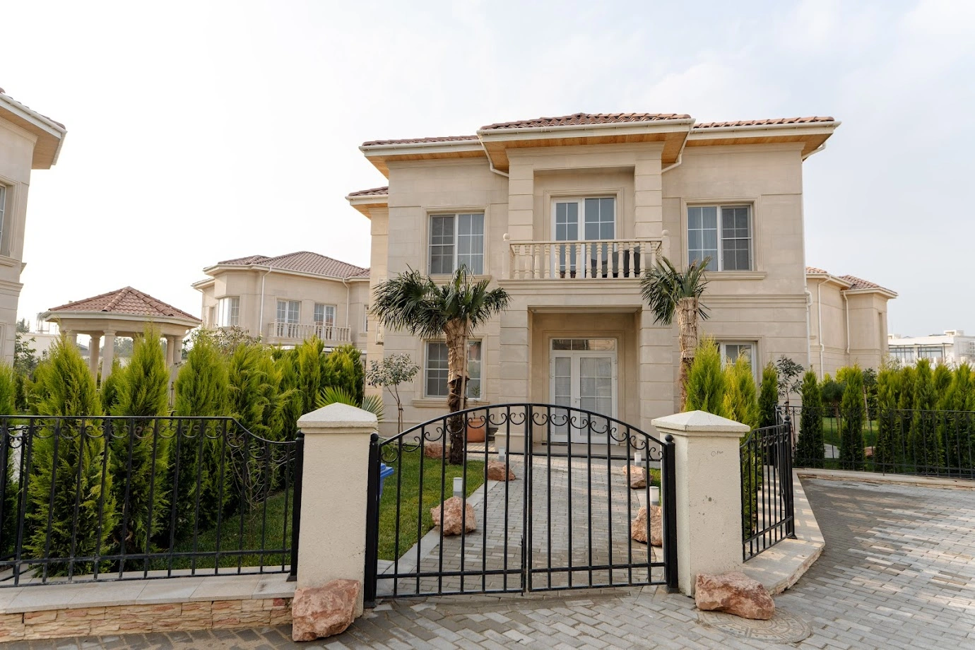 Виллы с панорамным видом в Баку, Азербайджан