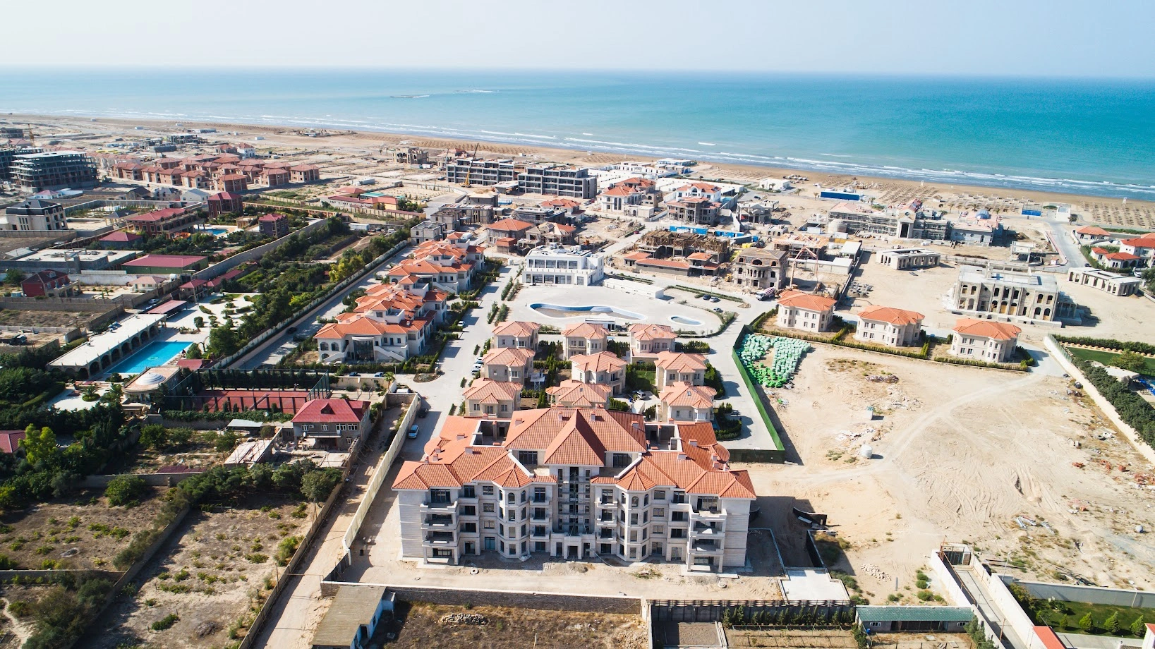 Виллы с панорамным видом в Баку, Азербайджан