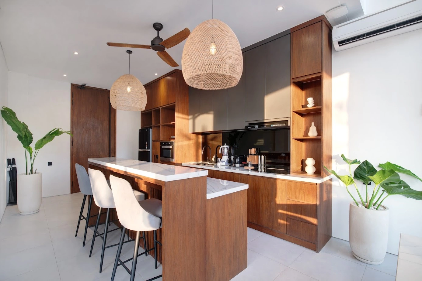 Элегантная вилла в Переренане, Бали