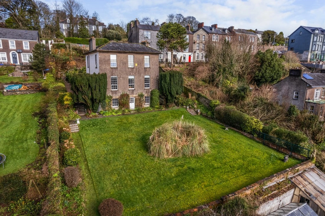 Светлый дом 341 m2 в Корке, Ирландия