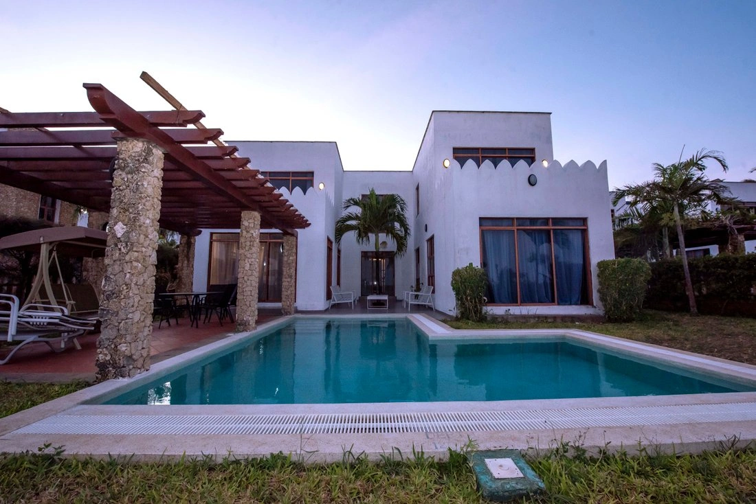 Уютная вилла 4+1 в Момбасе, Кения