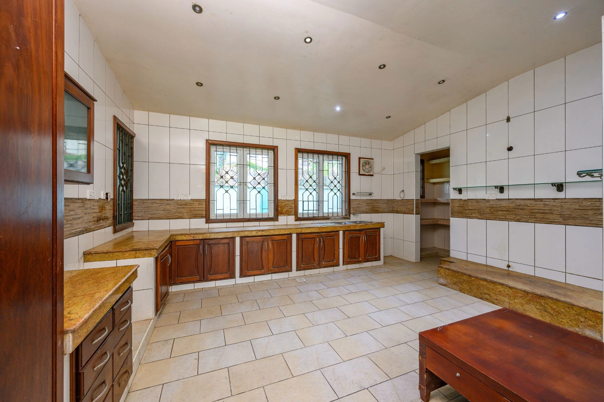 Дом 380 м² в Момбасе, Кения