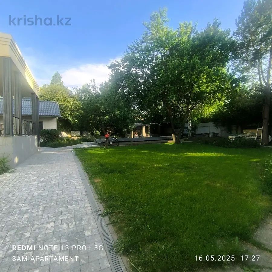 Комфортабельный дом 400 m² в Алматы, Казахстан