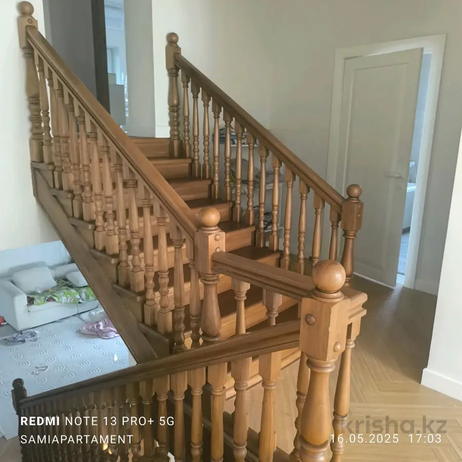 Просторный дом 5+1 в Алматы, Казахстан