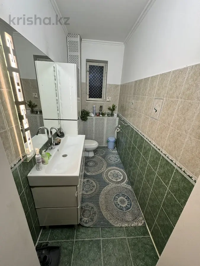 Очаровательный дом 7+1 в Алматы, Казахстан