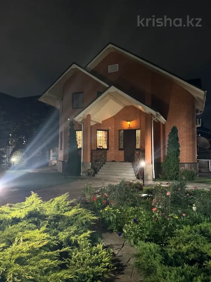 Просторный дом 360 м² в Алматы, Казахстан