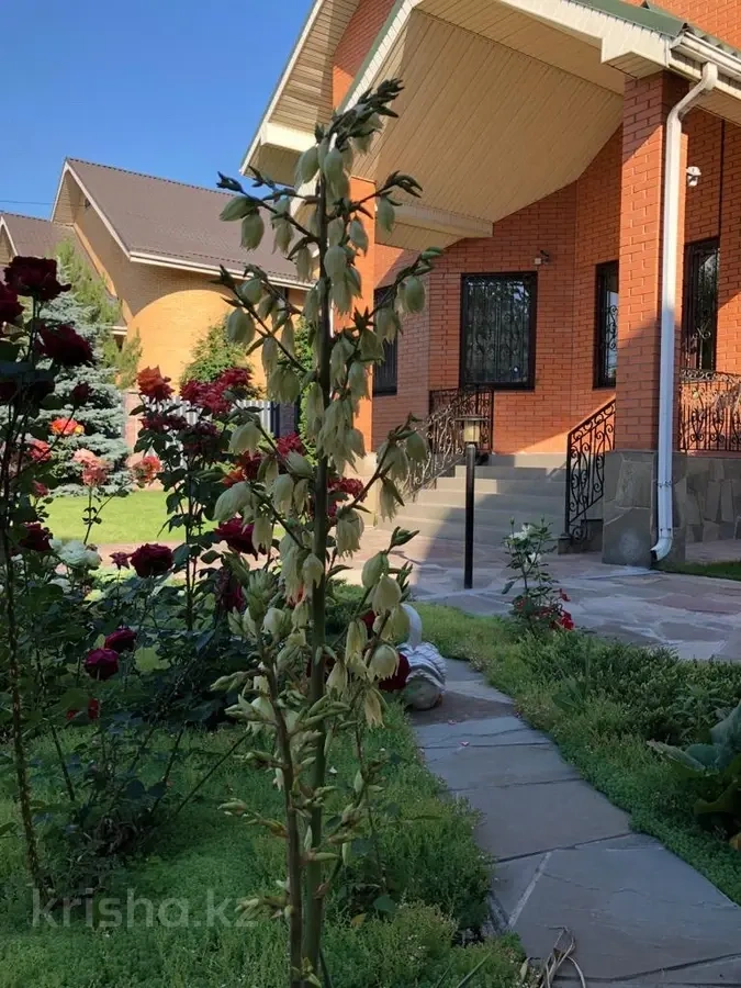 Просторный дом 360 м² в Алматы, Казахстан