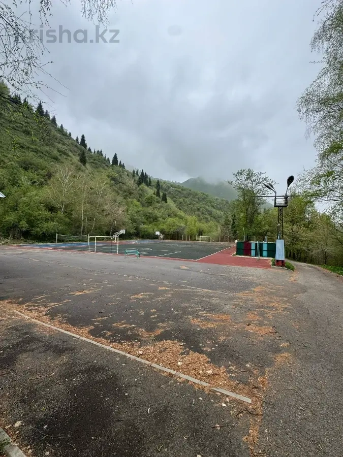 Участок площадью 35,000 m² в Алматы, Казахстан