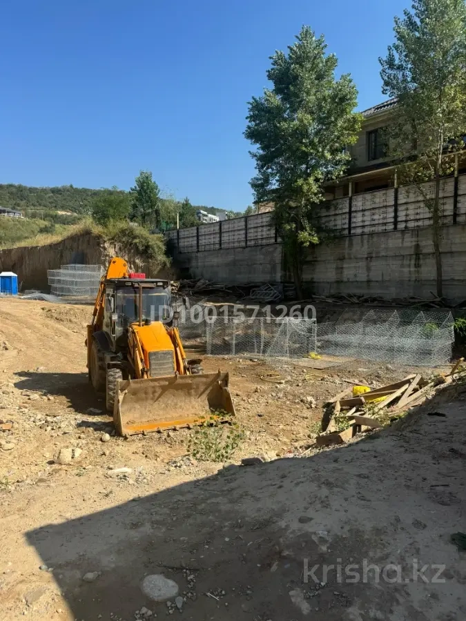 Большой земельный участок площадью 3200 м² под строительство в Алматы, Казахстан