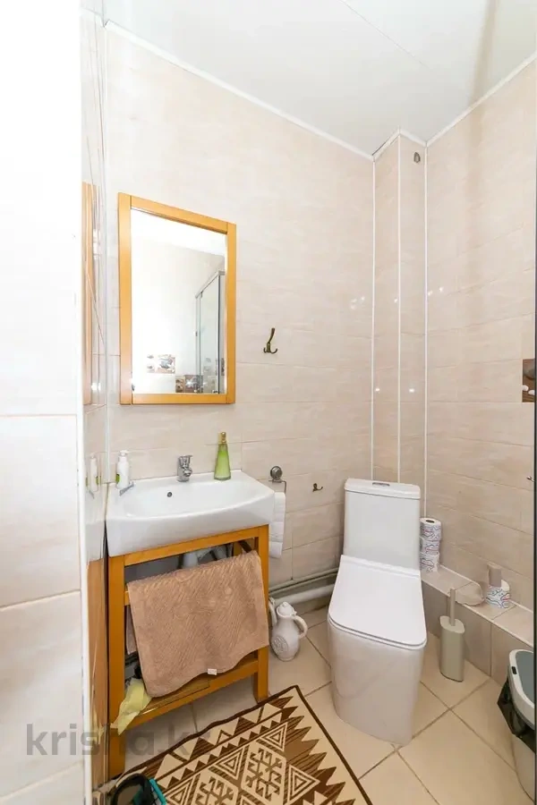 Просторный таунхаус 5+1 в Астане, Казахстан