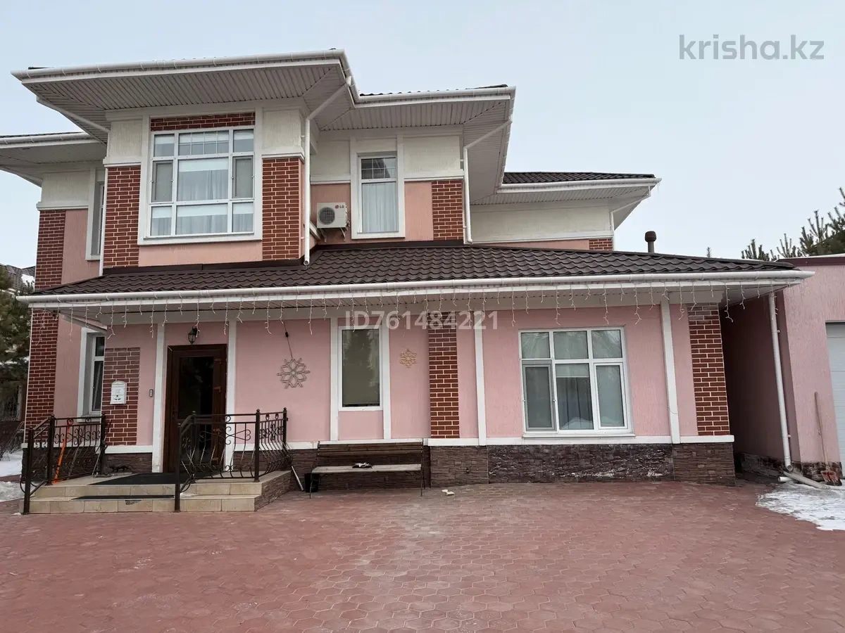 Просторный дом 250 m² в Астане, Казахстан