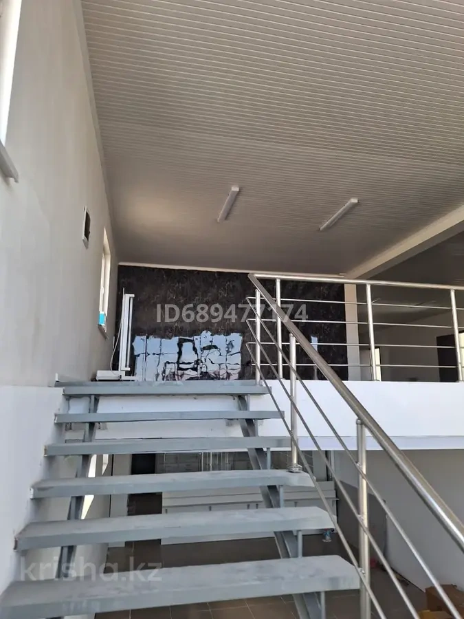 Просторное коммерческое помещение 2500 м² в Шымкенте, Казахстан