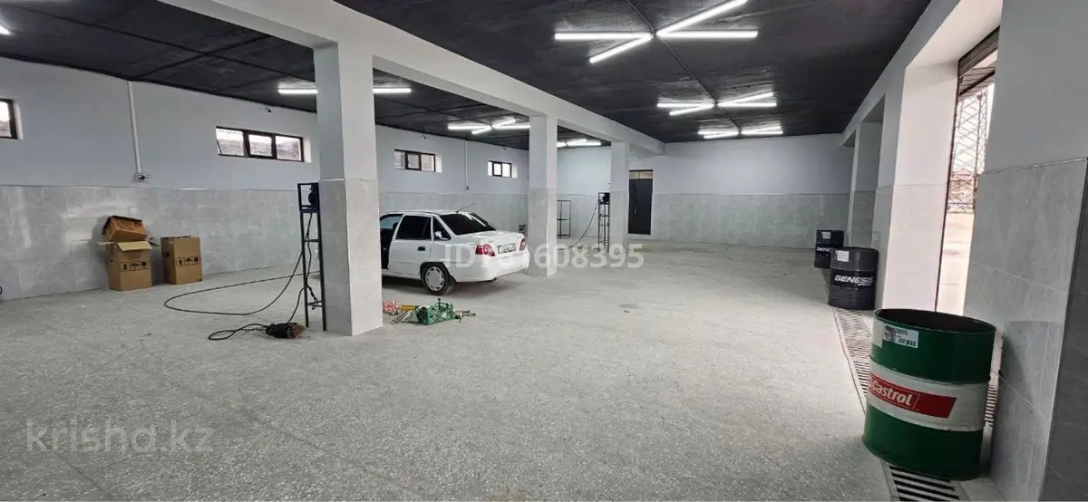 Просторное здание 750 m² в Шымкенте, Казахстан