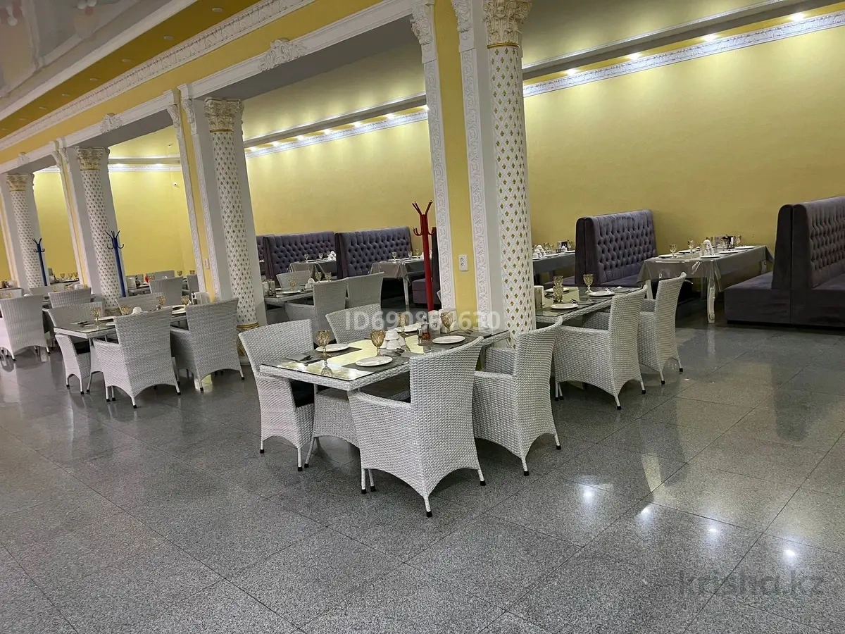 Крупное коммерческое помещение 2630 m² в Шымкенте, Казахстан