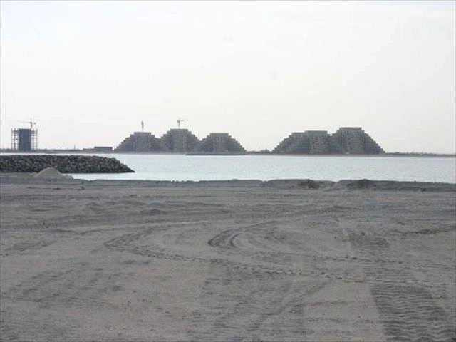 Уникальный участок для застройки у моря в Рас аль-Хайме, ОАЭ