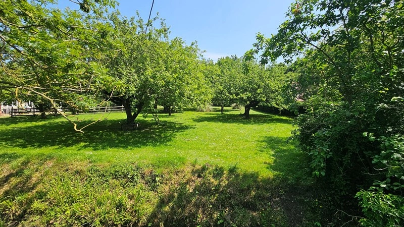 Участок 3200 м² для индивидуального строительства в Брекинли, Великобритания