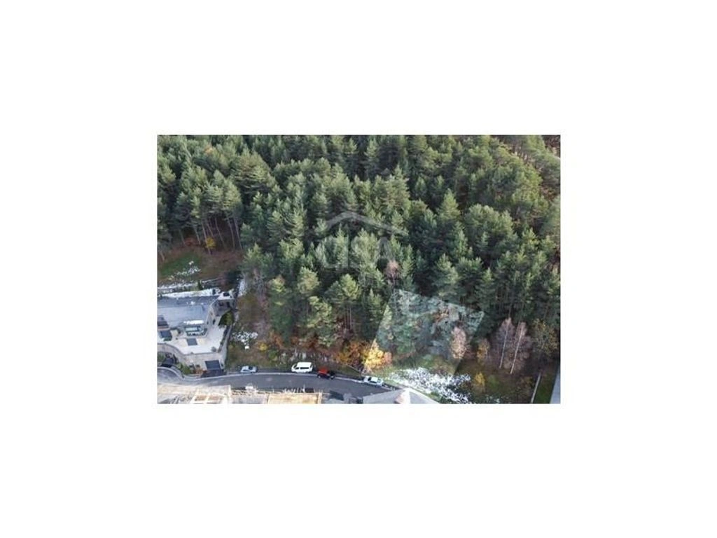 Участок 601 m2 в тихом районе Ла-Массаны, Андорра