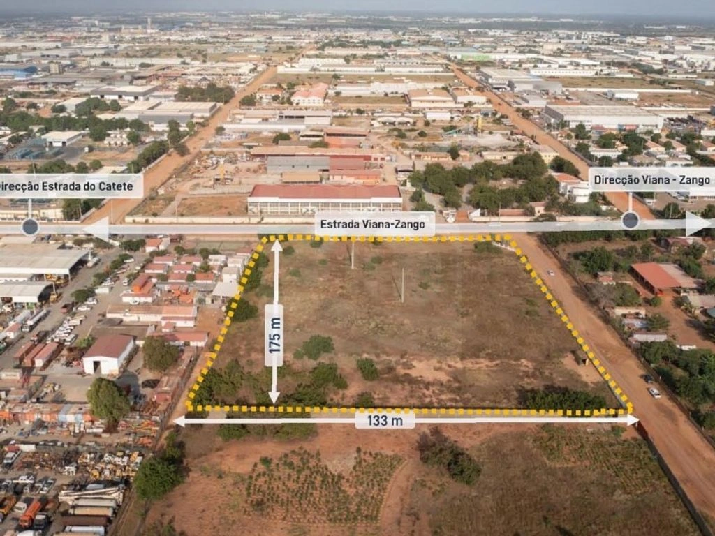 Промышленный участок в Виане, Ангола