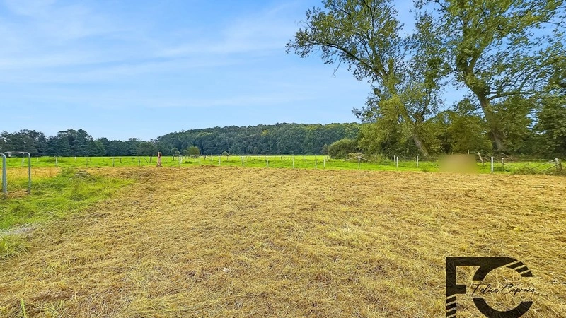 Участок земли 833 m² с видом на зелёные просторы в Rte de Redange, Бельгия