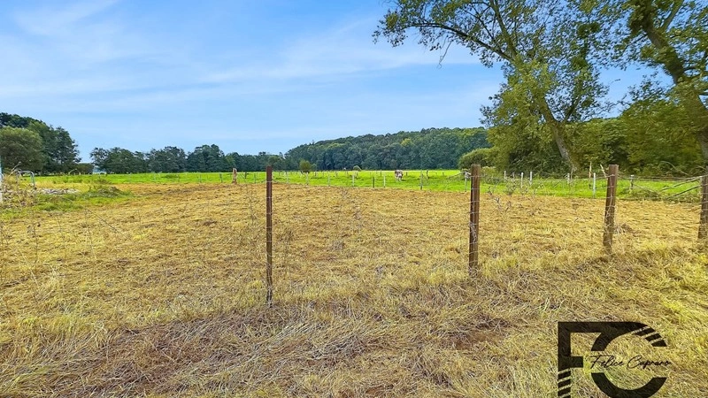 Участок земли 833 m² с видом на зелёные просторы в Rte de Redange, Бельгия