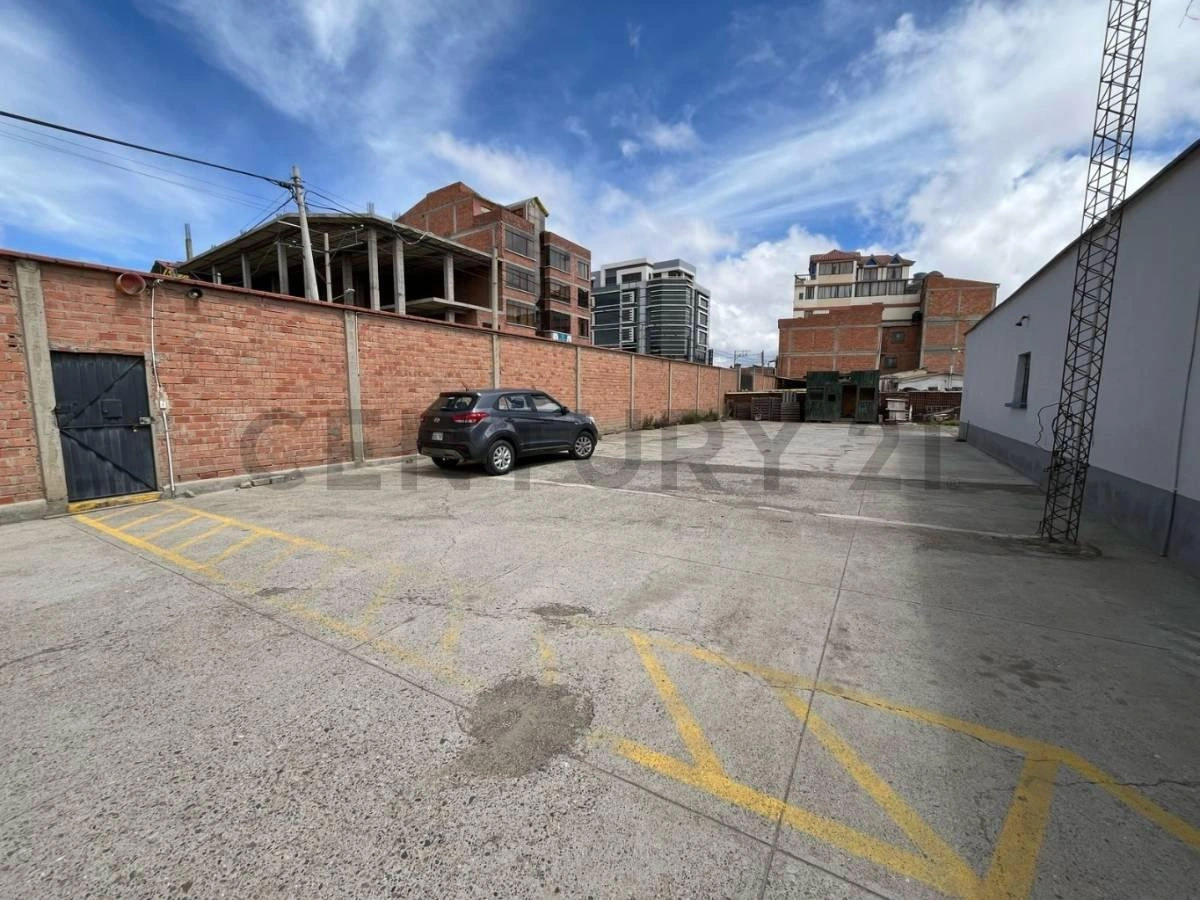 Земельный участок 3842 m² в Эль-Альто, Боливия