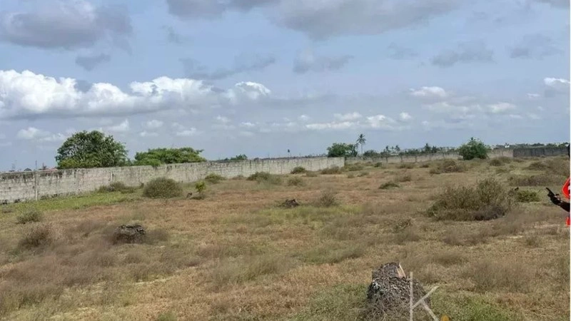 Земельный участок 423 m2 в Абиджане, Кот-д'Ивуар