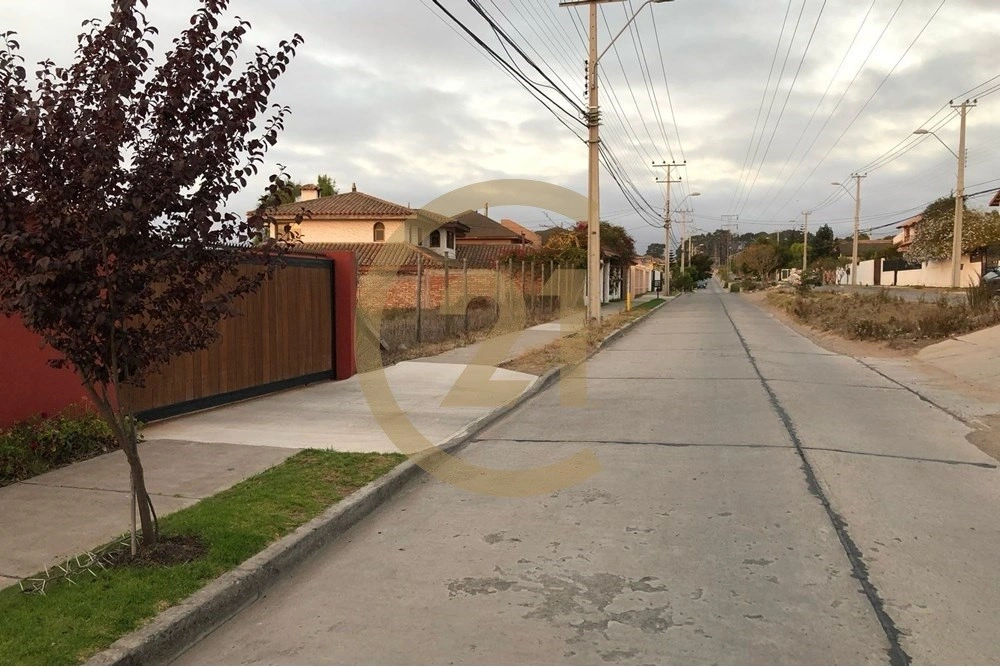 Уютный участок площадью 750 м² в Ла-Серена, Чили