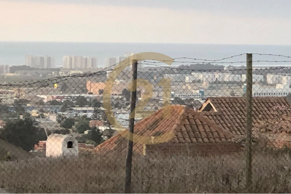 Уютный участок площадью 750 м² в Ла-Серена, Чили