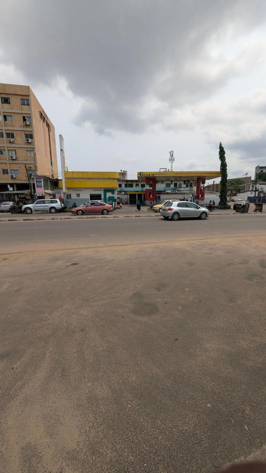 Земельный участок 600 m² в Дуале, Камерун