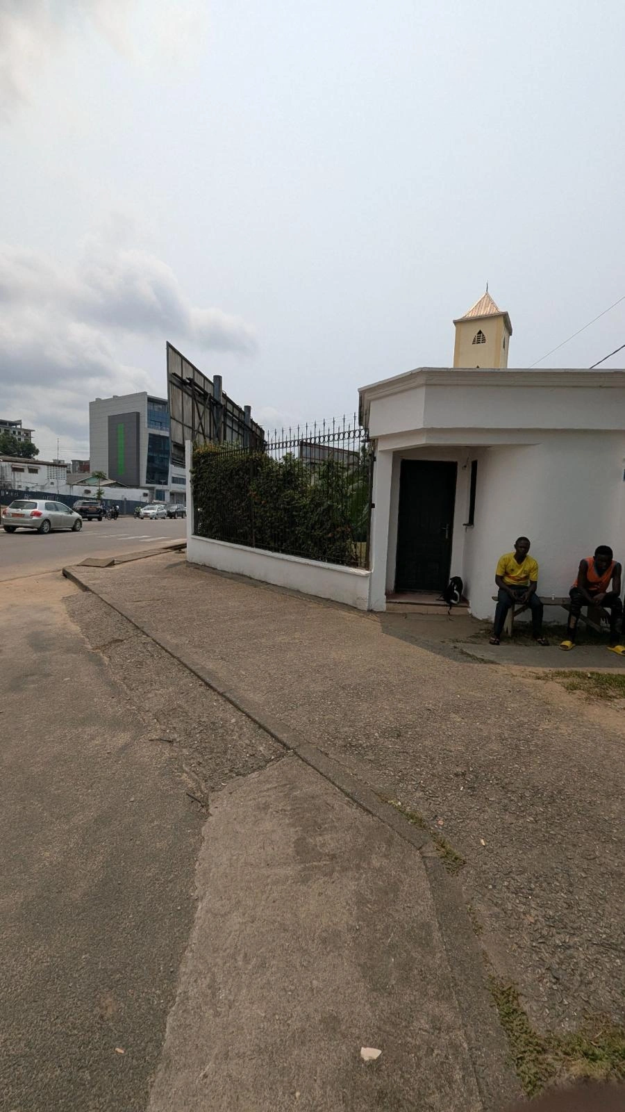 Земельный участок 600 m² в Дуале, Камерун