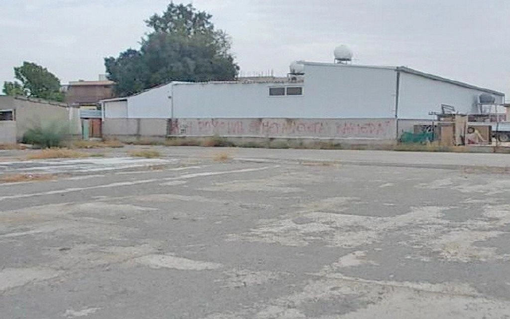 Участок 2 471 м² под застройку в Никосии, Кипр