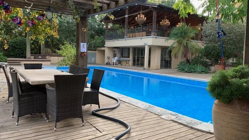 Участок с виллой рядом с Тель-Авивом, Израиль