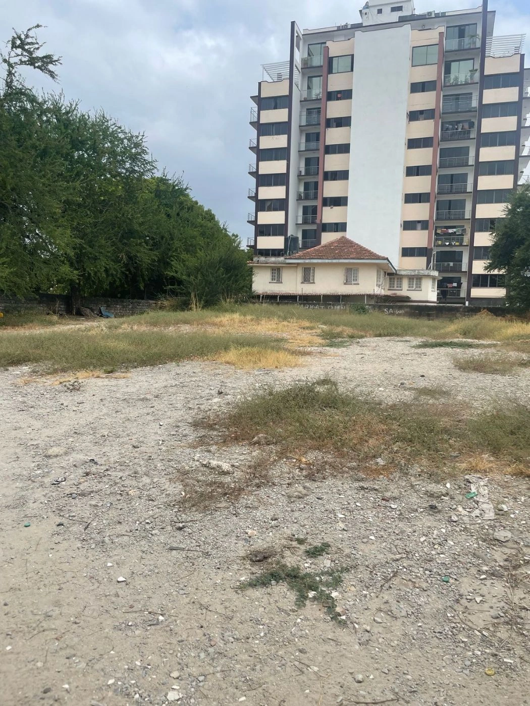 Участок 1200 m2 под строительство в Момбасе