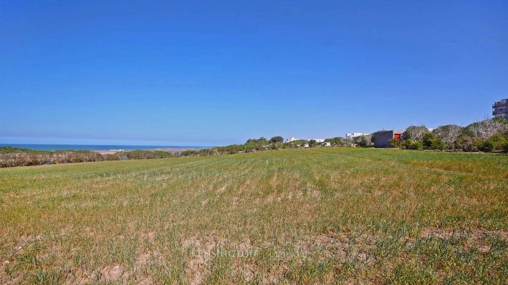 Земельный участок 5000 m² в Касабланке, Марокко