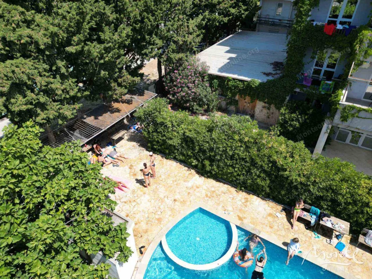 Прекрасный отель площадью 700 м² у пляжа в Баре, Черногория