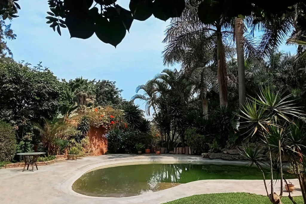 Просторный участок площадью 324 м² в Лиме, Перу