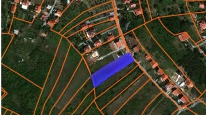 Земельный участок площадью 1718 м2 для строительства недалеко от Белграда, Сербия