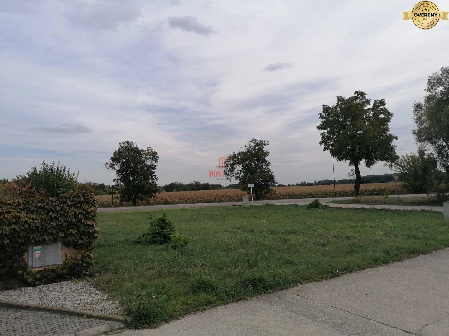 Участок площадью 482 m² в Dunajska Streda, Slovakia