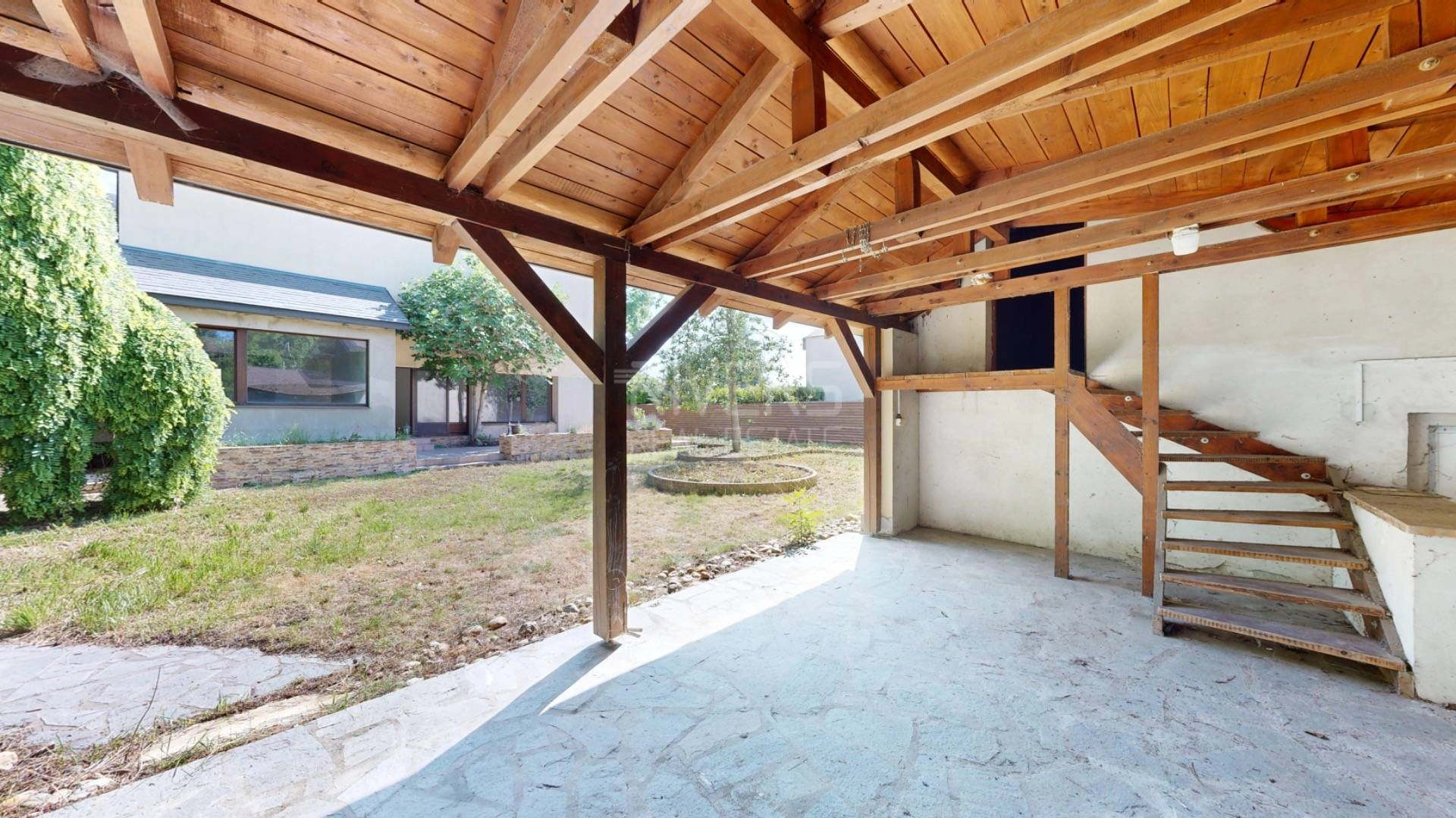 Земельный участок площадью 983 м² в Братиславе, Словакия