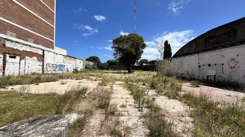 Земельный участок 1183 m2 в Монтевидео, Уругвай