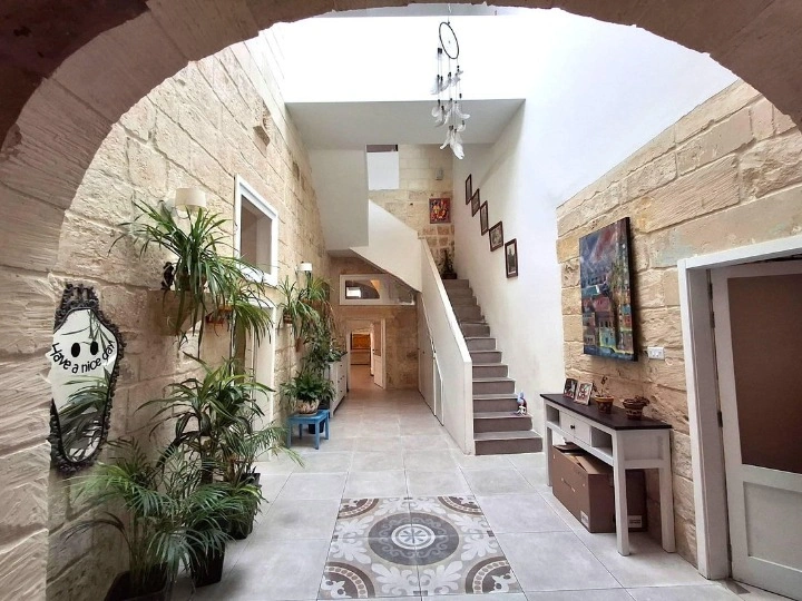 Уютный дом 3+1 в Корми, Мальта