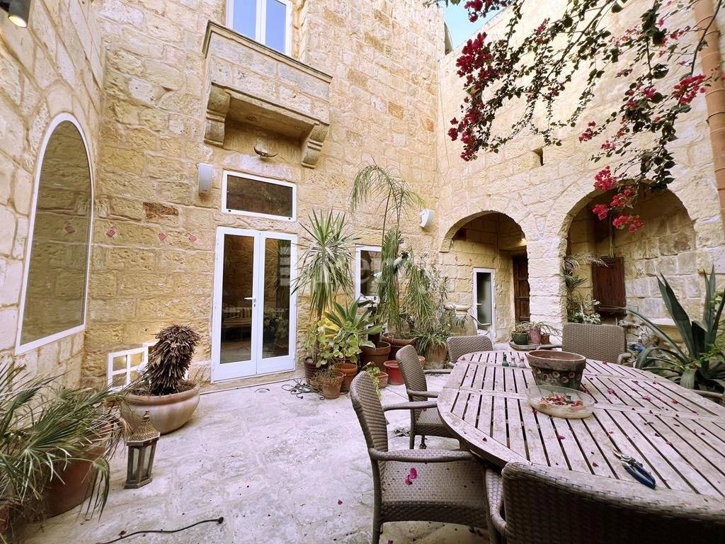 Престижный дом 290 м² в Биркиркаре, Мальта