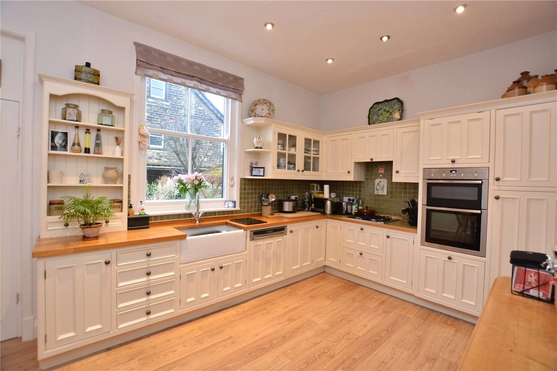 Роскошный дом 381 м² рядом с парком в Лидсе, Великобритания