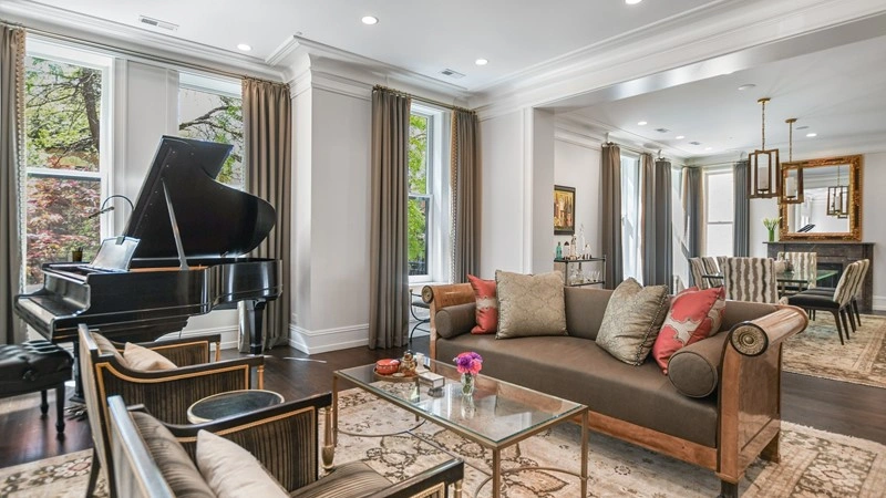 Роскошный дом с 10 спальнями в Чикаго, США