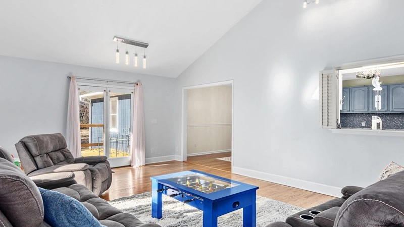 Просторный дом с 6 спальнями в Колумбусе, США