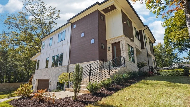 Просторная квартира 336 m2 в Шарлотте, США