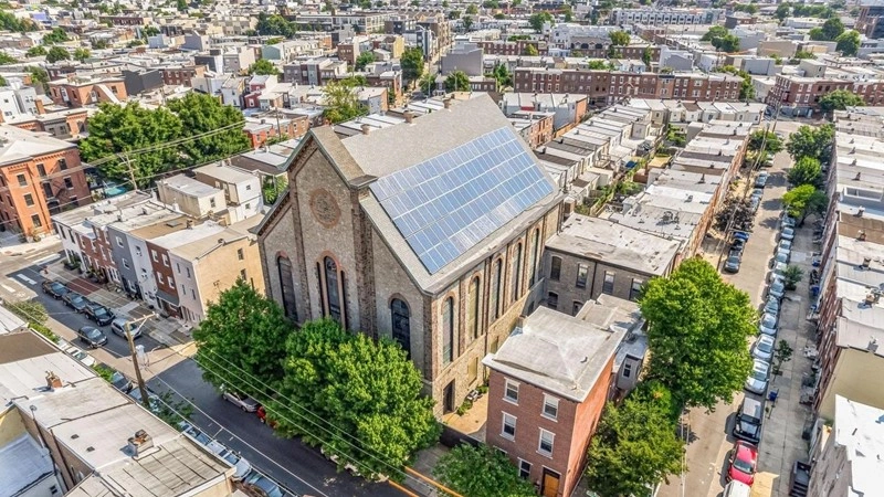 Просторный дом с 8 спальнями во Филадельфии, США