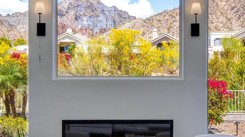 Современный дом с тремя спальнями в Финиксе, США