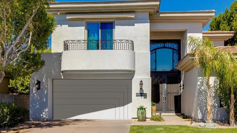 Современный дом с тремя спальнями в Финиксе, США