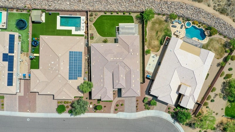 Современный дом с четырьмя спальнями в Финиксе, США